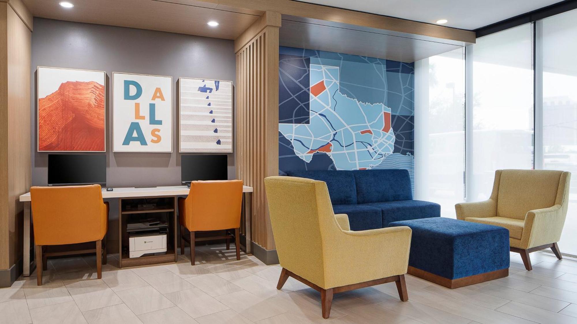 Express Market Center By Ihg Dallas
