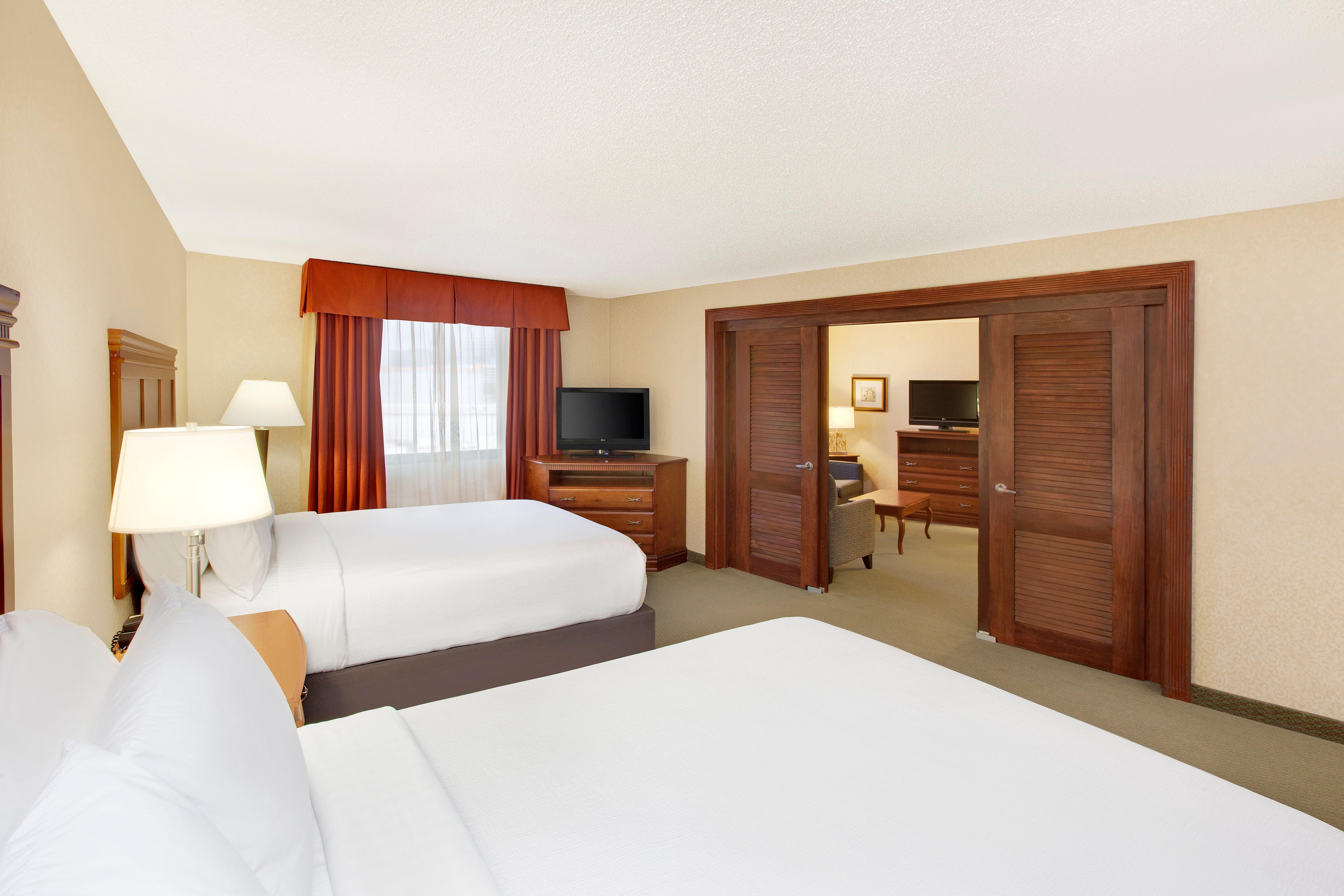 Express Market Center By Ihg 3*